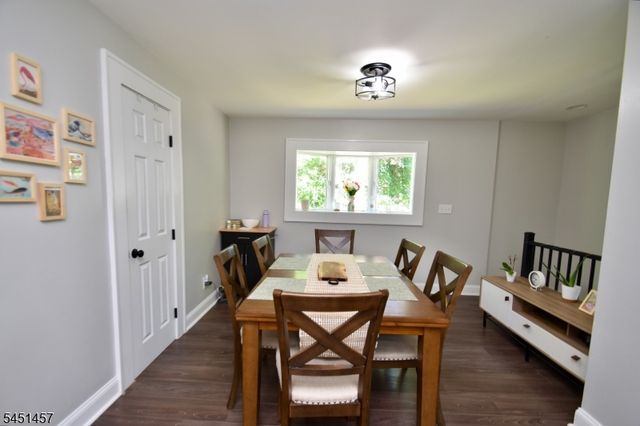 338 Delmore Ave, South Plainfield Boro, NJ 07080