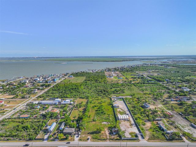 2375 E Fm 517, San Leon, TX 77539