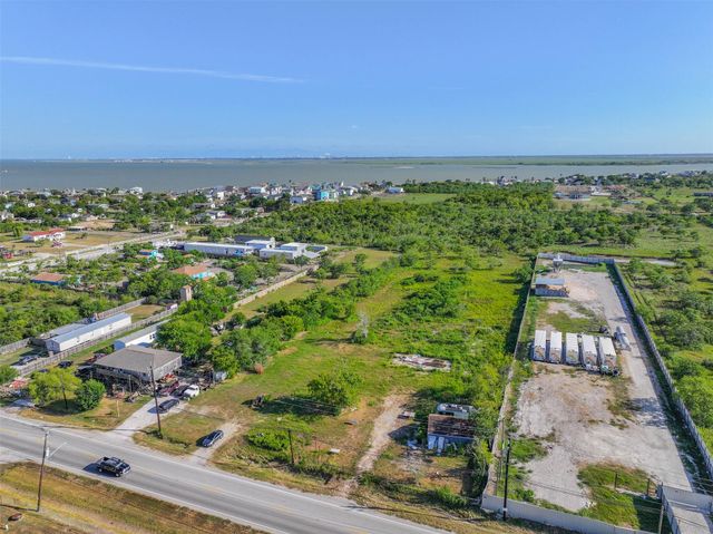 2375 E Fm 517, San Leon, TX 77539
