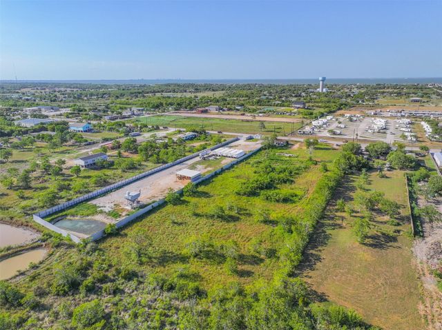 2375 E Fm 517, San Leon, TX 77539