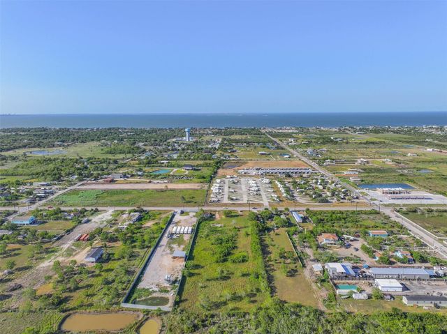 2375 E Fm 517, San Leon, TX 77539
