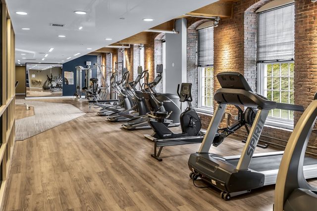 130 John St 216, Lowell, MA 01852