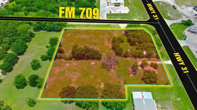 102 E Highway 31, Dawson, TX 76639
