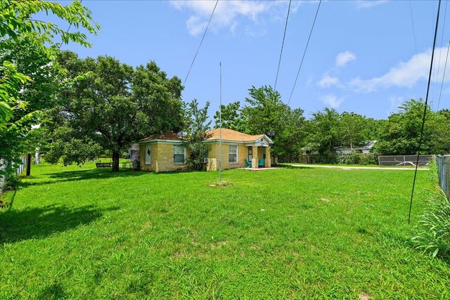 102 E Highway 31, Dawson, TX 76639