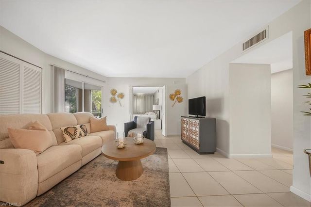 3170 Seasons WAY # 802, Estero, FL 33928