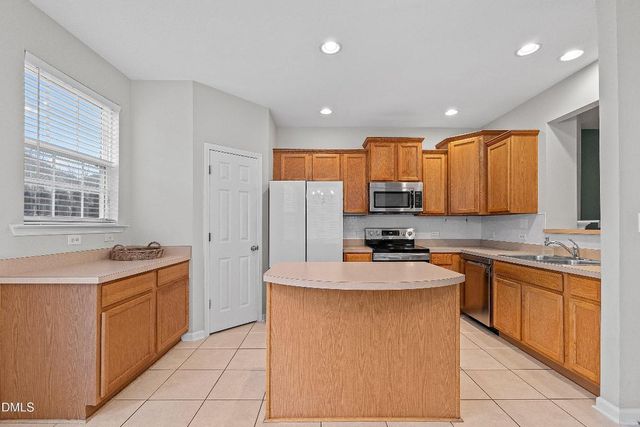 215 N Dixon Avenue, Cary, NC 27513