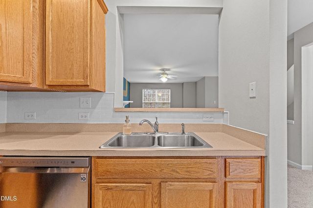 215 N Dixon Avenue, Cary, NC 27513