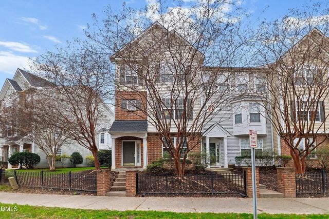 215 N Dixon Avenue, Cary, NC 27513