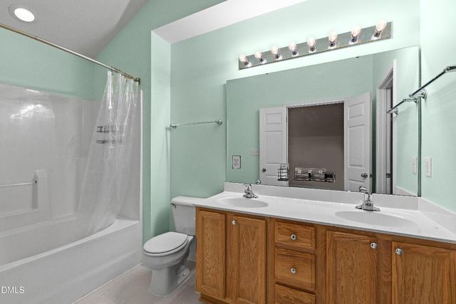 215 N Dixon Avenue, Cary, NC 27513