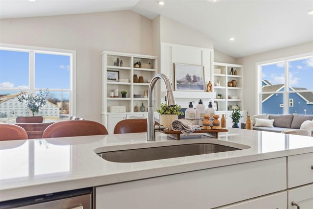 11913 Smithfield Drive, Holland, MI 49424