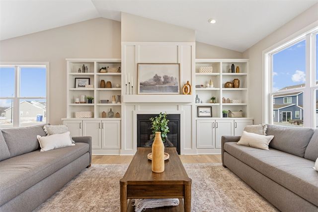 11913 Smithfield Drive, Holland, MI 49424