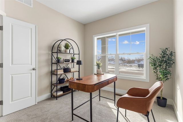 11913 Smithfield Drive, Holland, MI 49424