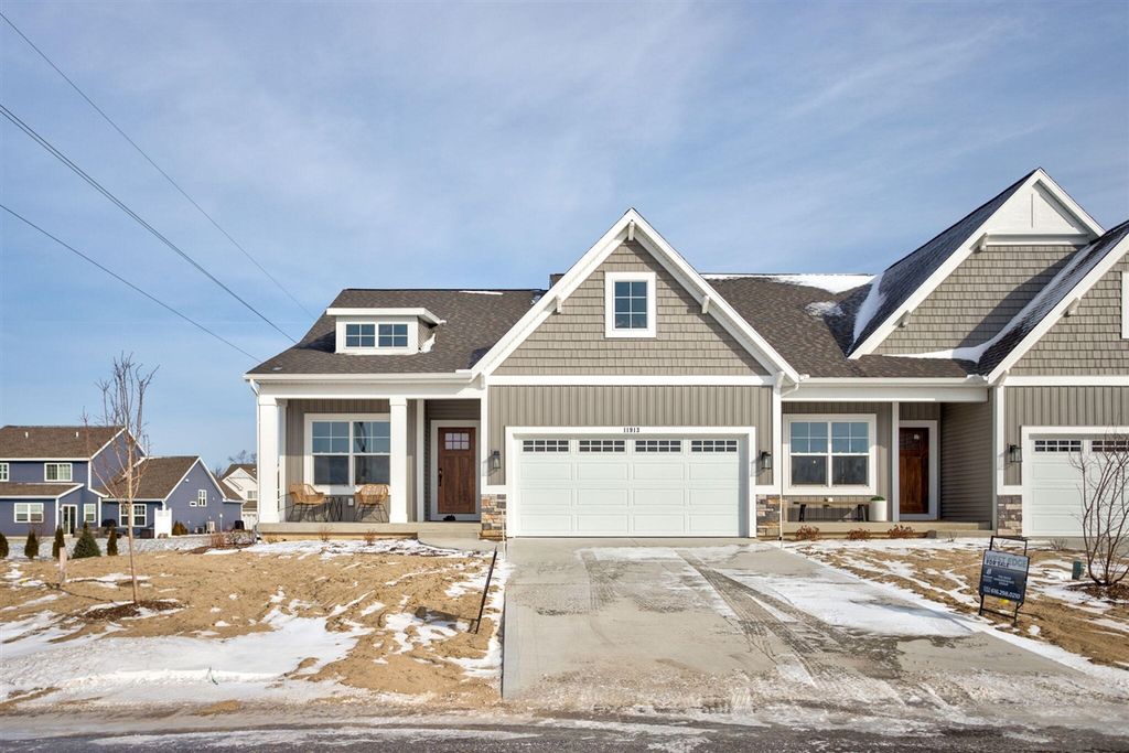 11913 Smithfield Drive, Holland, MI 49424