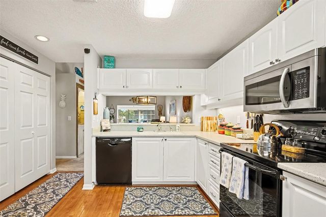5652 ASHTON LAKE DRIVE 5652, Sarasota, FL 34231
