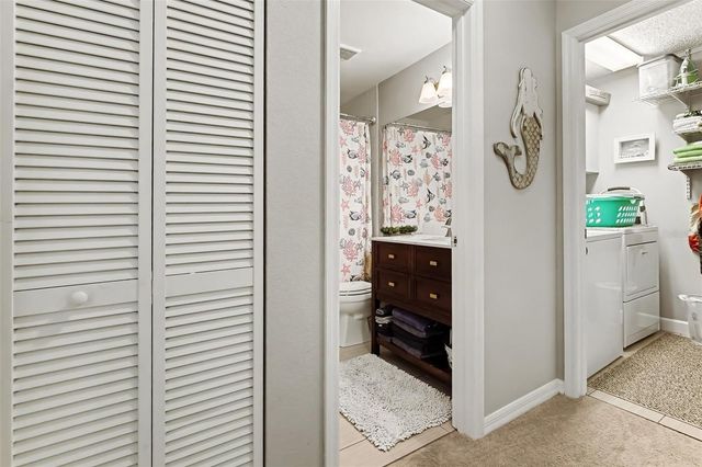 5652 ASHTON LAKE DRIVE 5652, Sarasota, FL 34231