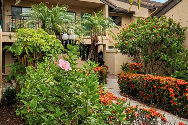 5652 ASHTON LAKE DRIVE 5652, Sarasota, FL 34231