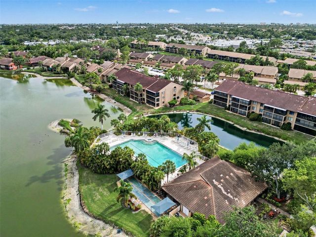 5652 ASHTON LAKE DRIVE 5652, Sarasota, FL 34231