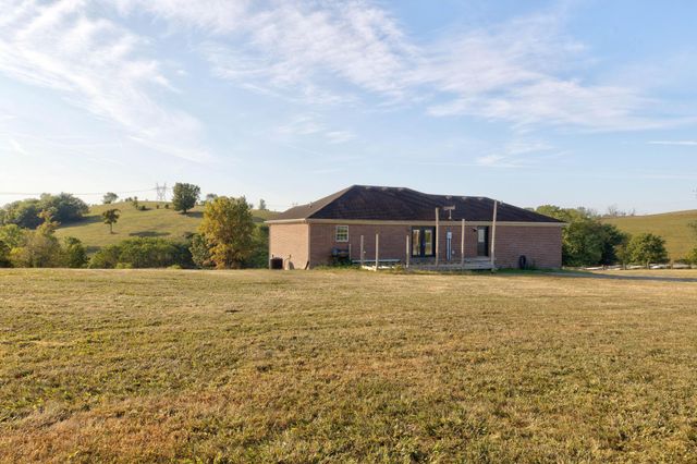 223 Lower Sharpsburg Road, Sharpsburg, KY 40374