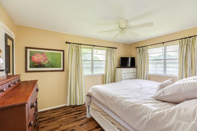619 S Wilson Street, Brazoria, TX 77422
