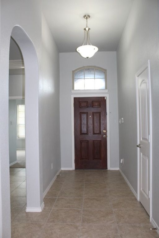 11520 Starlight Ranch Trail, Fort Worth, TX 76052 — photo 2