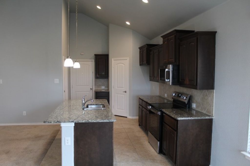 11520 Starlight Ranch Trail, Fort Worth, TX 76052 — photo 4