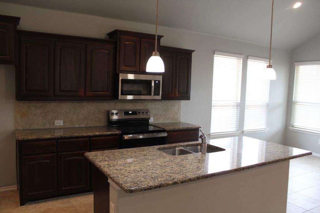 11520 Starlight Ranch Trail, Fort Worth, TX 76052 — photo 5