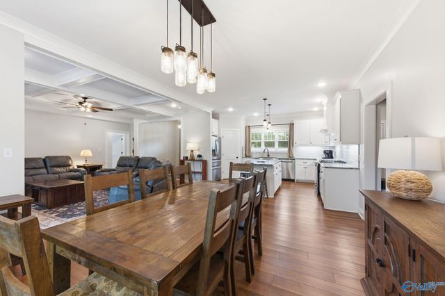 1902 Peach Orchard Road, Hartselle, AL 35640
