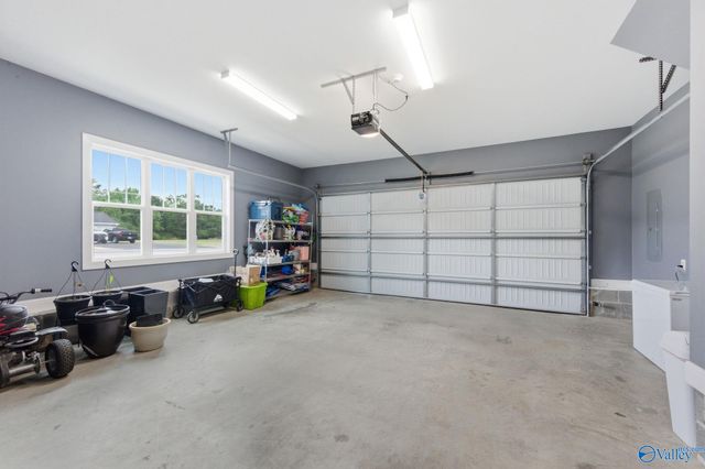 1902 Peach Orchard Road, Hartselle, AL 35640