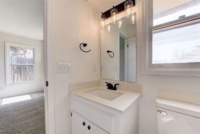 308 Choctaw Place, Yukon, OK 73099