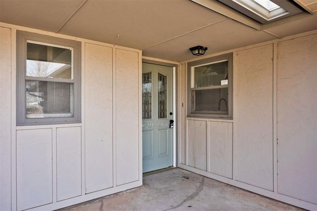 308 Choctaw Place, Yukon, OK 73099