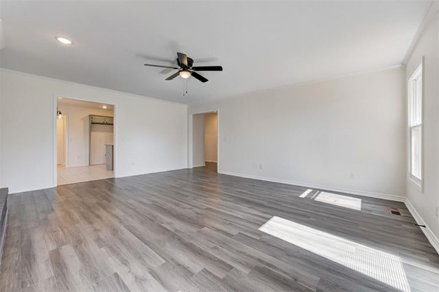 308 Choctaw Place, Yukon, OK 73099