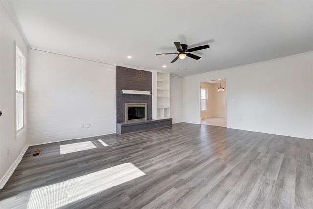 308 Choctaw Place, Yukon, OK 73099