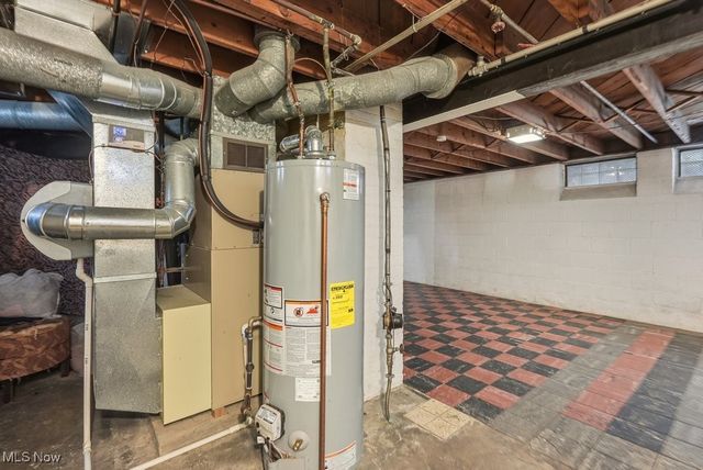 18209 Cornwall Road, Cleveland, OH 44119