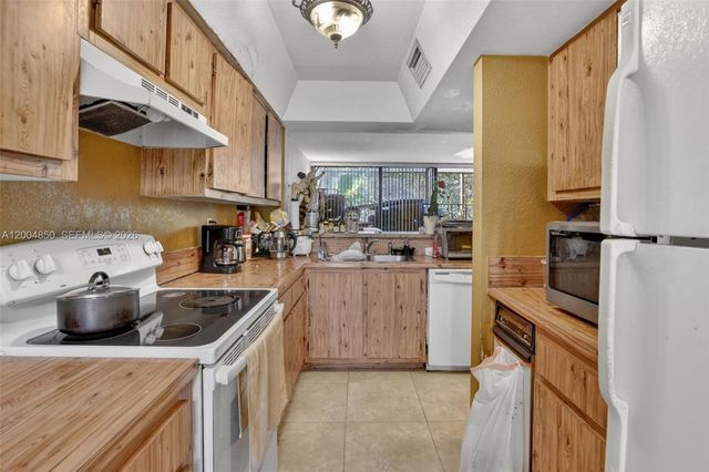 2931 SW 87th Terrace 1913, Davie, FL 33328