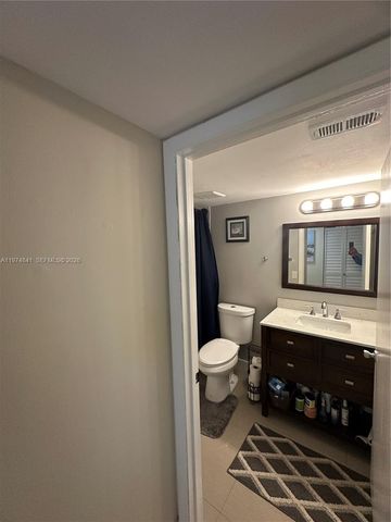 9491 S Palm Cir S 202, Pembroke Pines, FL 33025