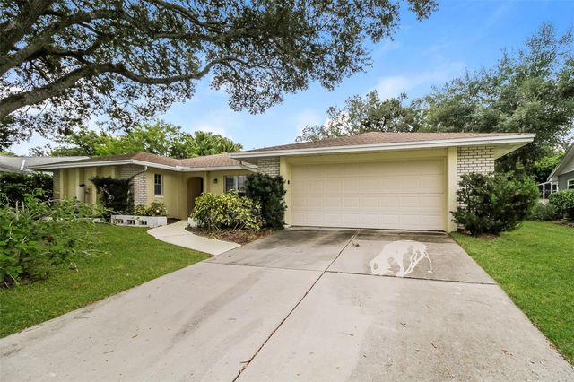 745 LITTLE WEKIVA CIRCLE, Altamonte Springs, FL 32714