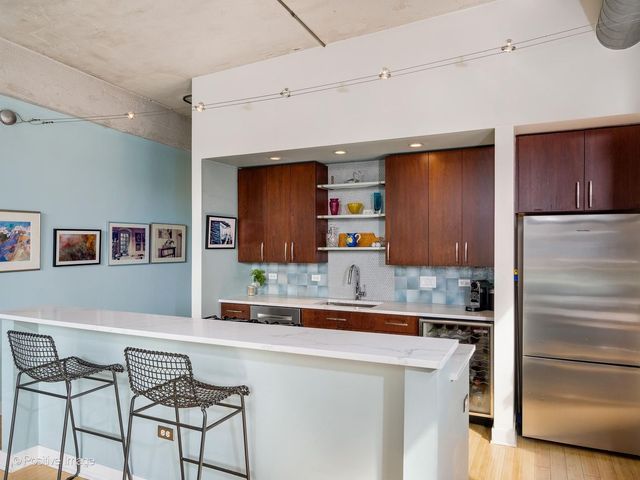 1910 S Indiana Avenue 321, Chicago, IL 60616