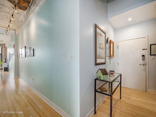 1910 S Indiana Avenue 321, Chicago, IL 60616