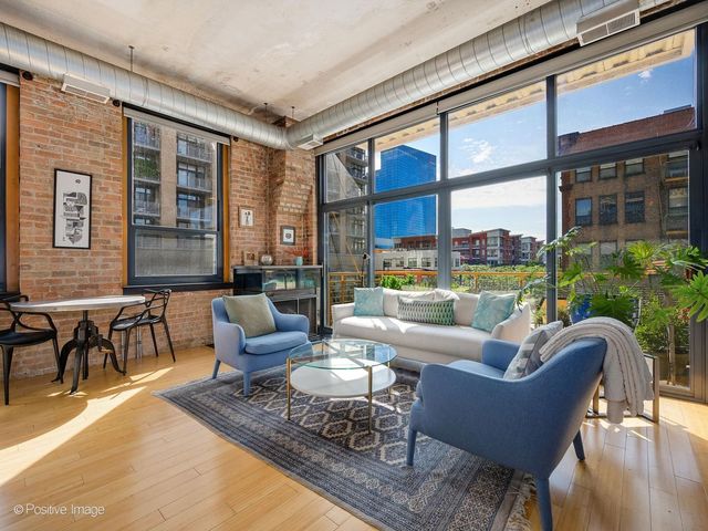 1910 S Indiana Avenue 321, Chicago, IL 60616