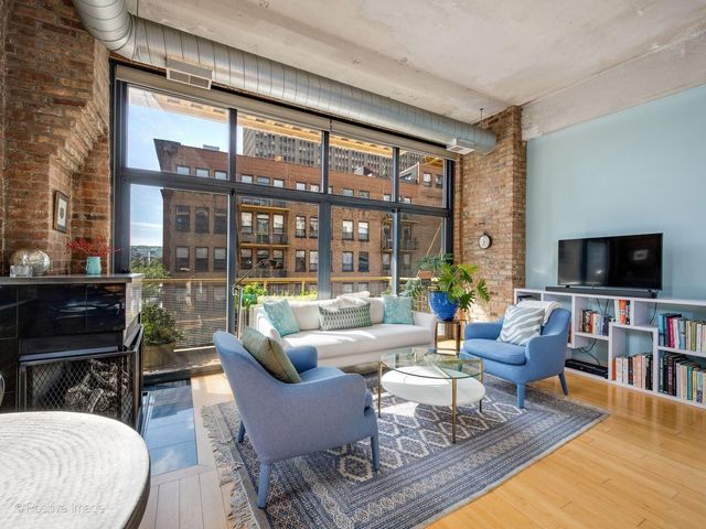 1910 S Indiana Avenue 321, Chicago, IL 60616