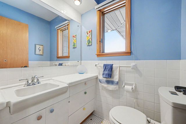 704 Main Street W, New Prague, MN 56071