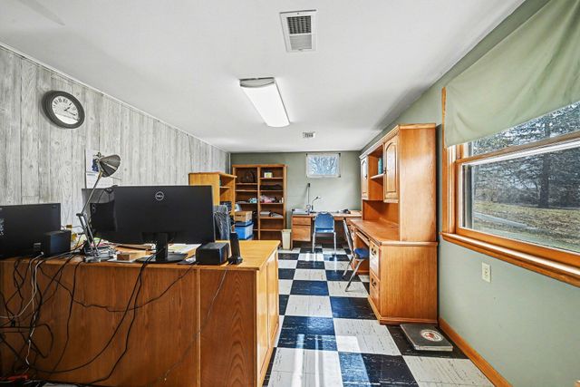 704 Main Street W, New Prague, MN 56071