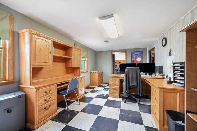 704 Main Street W, New Prague, MN 56071