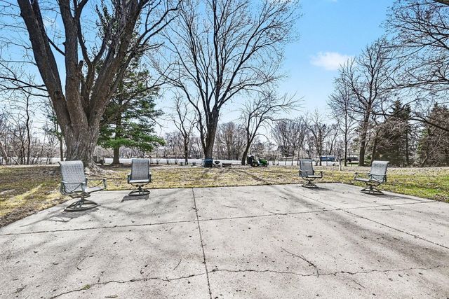 704 Main Street W, New Prague, MN 56071