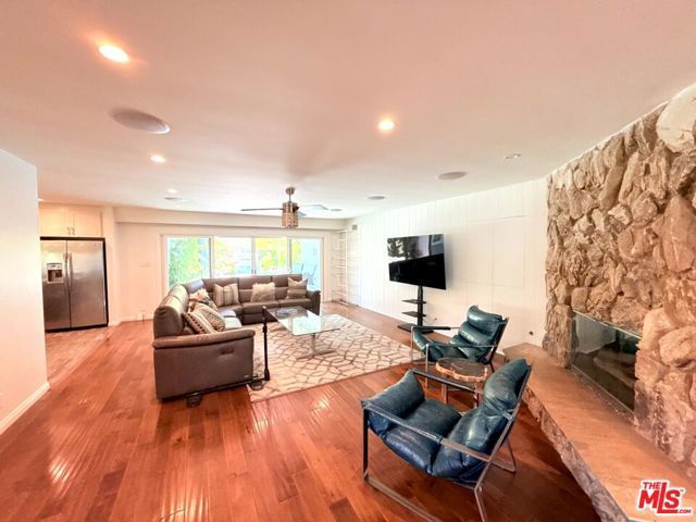 5500 Shenandoah Avenue, Los Angeles, CA 90056