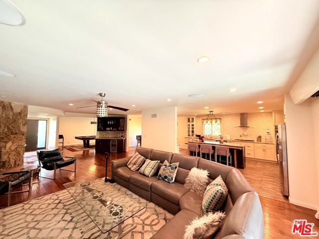 5500 Shenandoah Avenue, Los Angeles, CA 90056