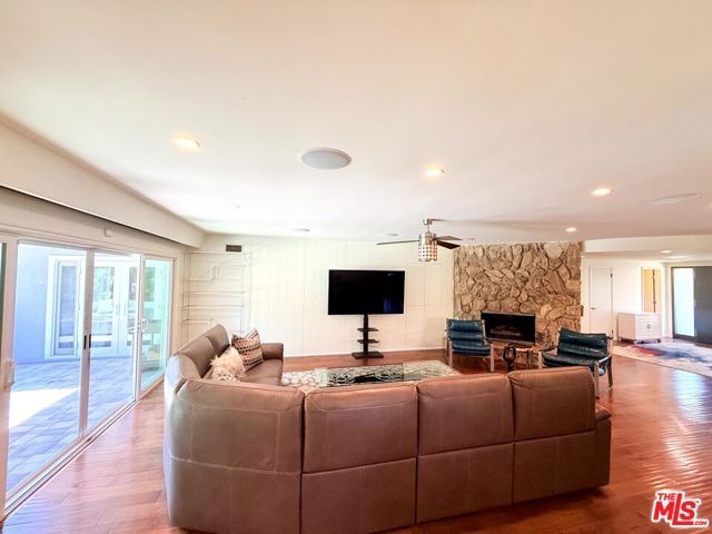 5500 Shenandoah Avenue, Los Angeles, CA 90056