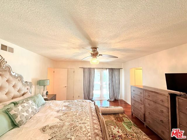 5500 Shenandoah Avenue, Los Angeles, CA 90056