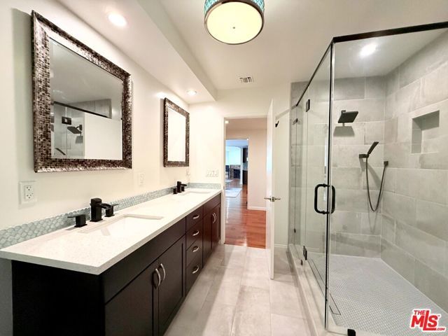 5500 Shenandoah Avenue, Los Angeles, CA 90056
