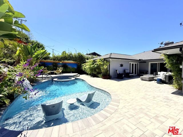 5500 Shenandoah Avenue, Los Angeles, CA 90056